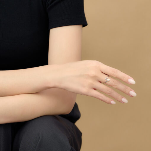 Nhẫn Bạc Cao Cấp Đính Đá “Dấu Chân Hoa Nhỏ” - Ảnh 2
